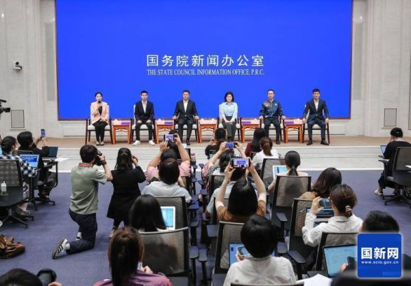 九八策略 宇树科技王兴兴：未来3到5年，人形机器人应用落地会越来越快